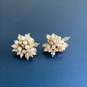 Banana Republic Gold and Cream Cluster Earrings